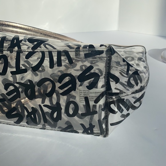 Victoria’s Secret Tote - Picture 8 of 11